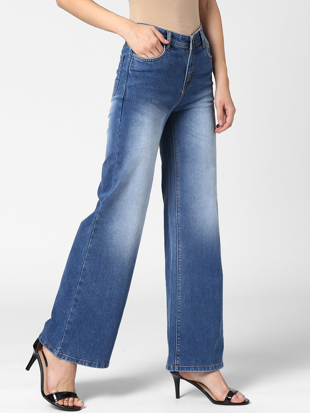 Women's Blue Flared Denim Jeans with washed effect