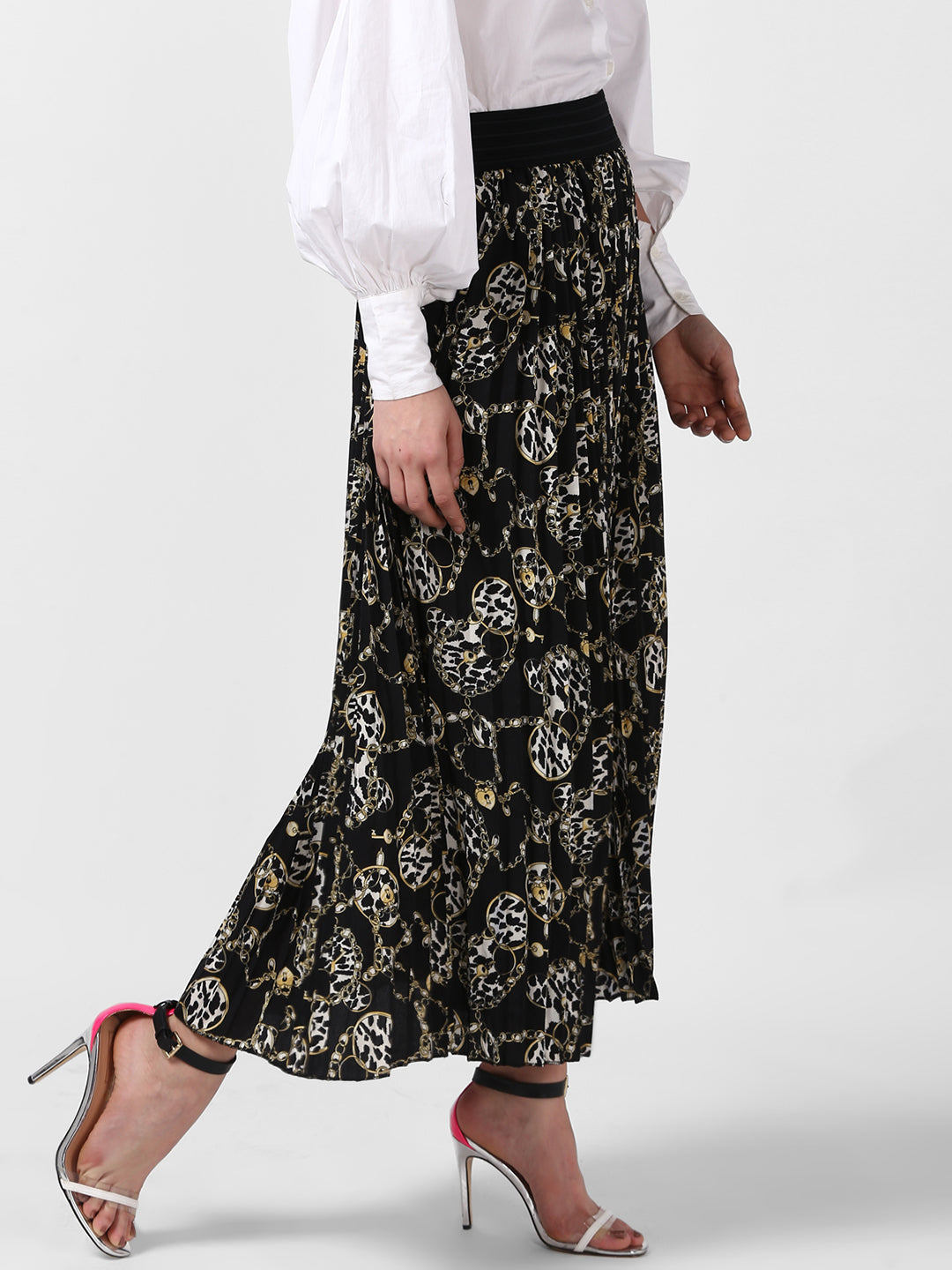 Women's Black Chain Print Pleated Skirt