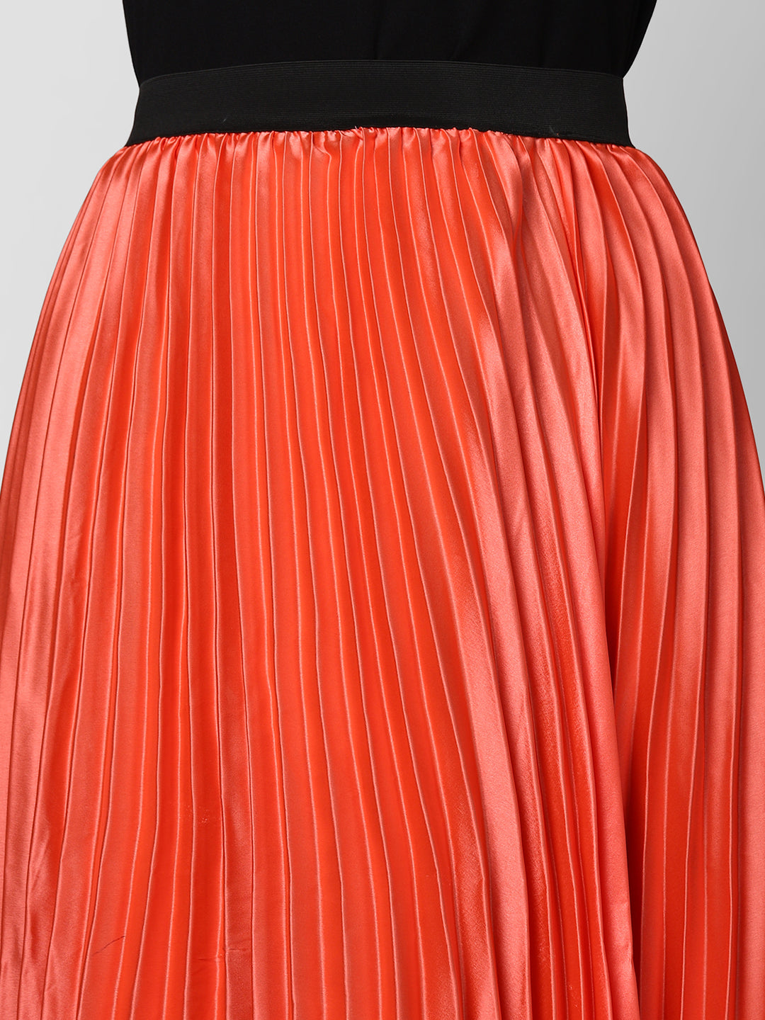 Women's Coral Satin Pleated Skirt