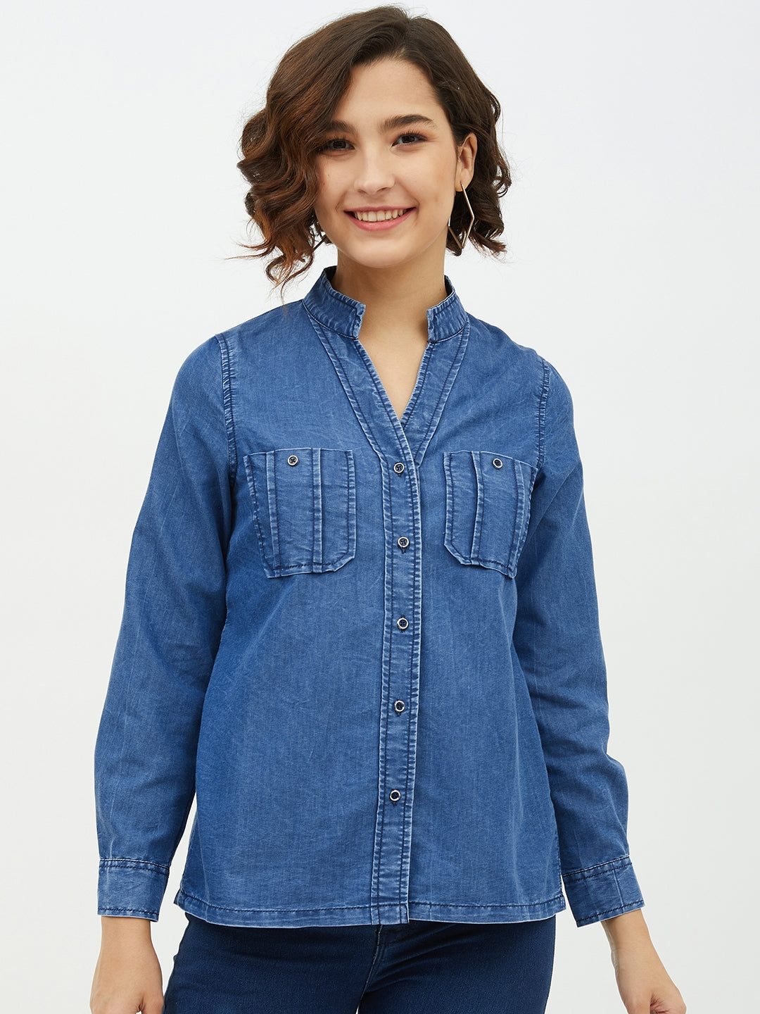 A woman with long hair wearing a jean shirt photo – Free Fashion Image on  Unsplash