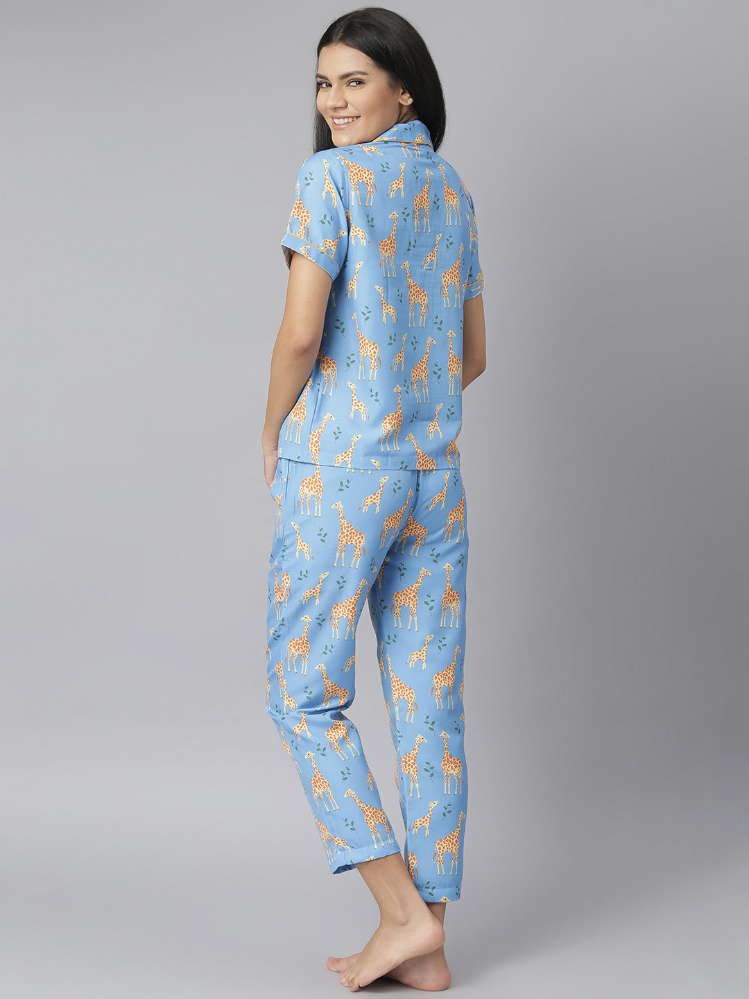 Women's Summer Giraffe Digital Printed Night Suit Set