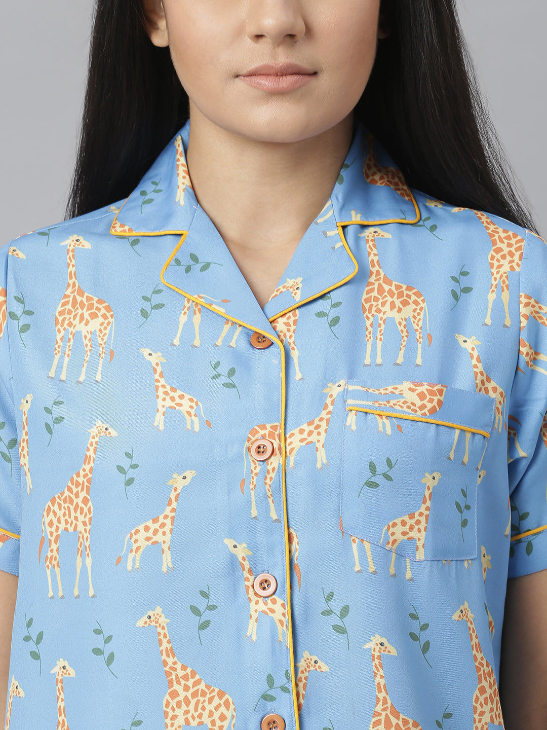 Women's Summer Giraffe Digital Printed Night Suit Set