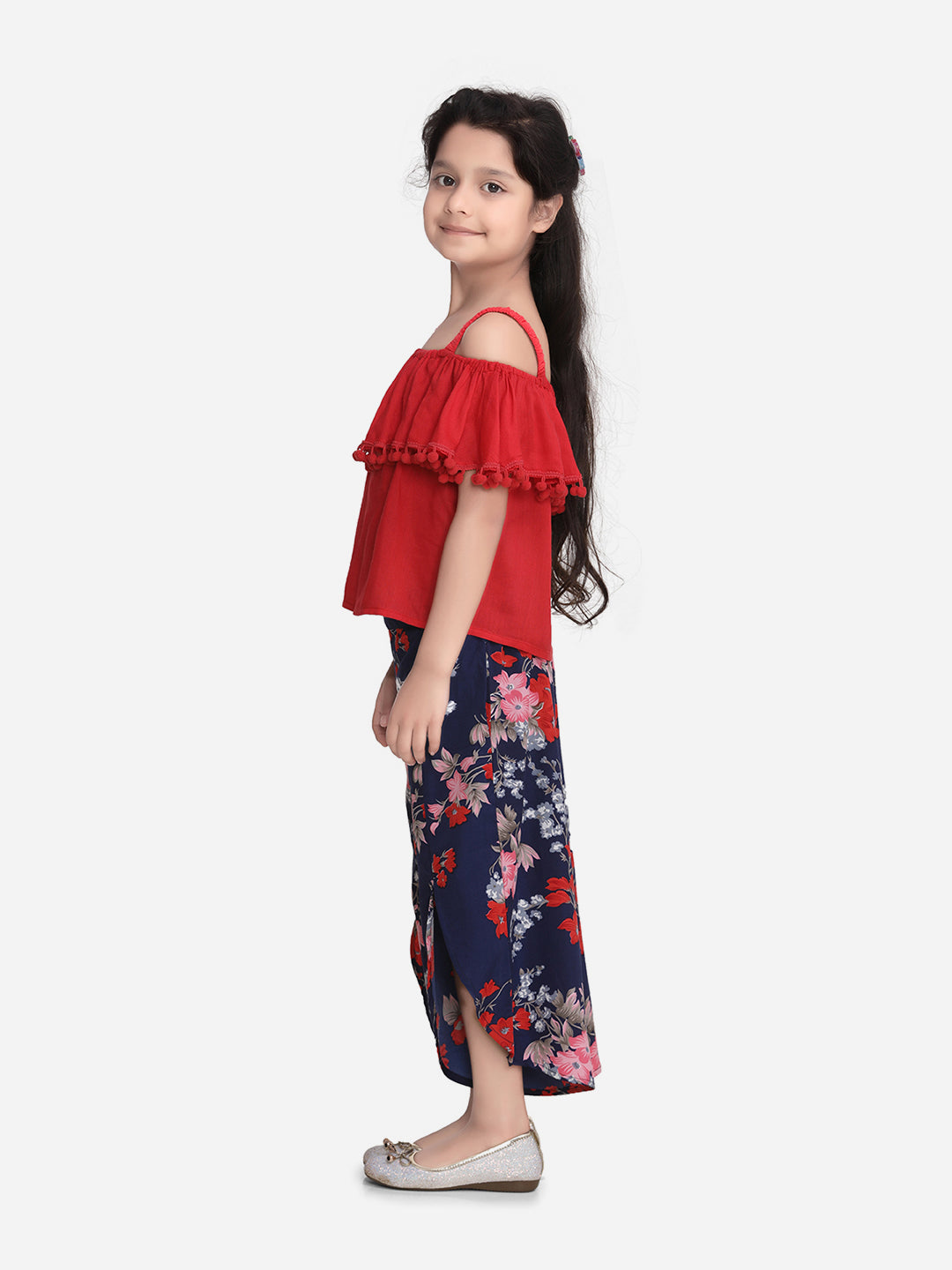 Girls Red Top and Floral 3/4th Pants Set